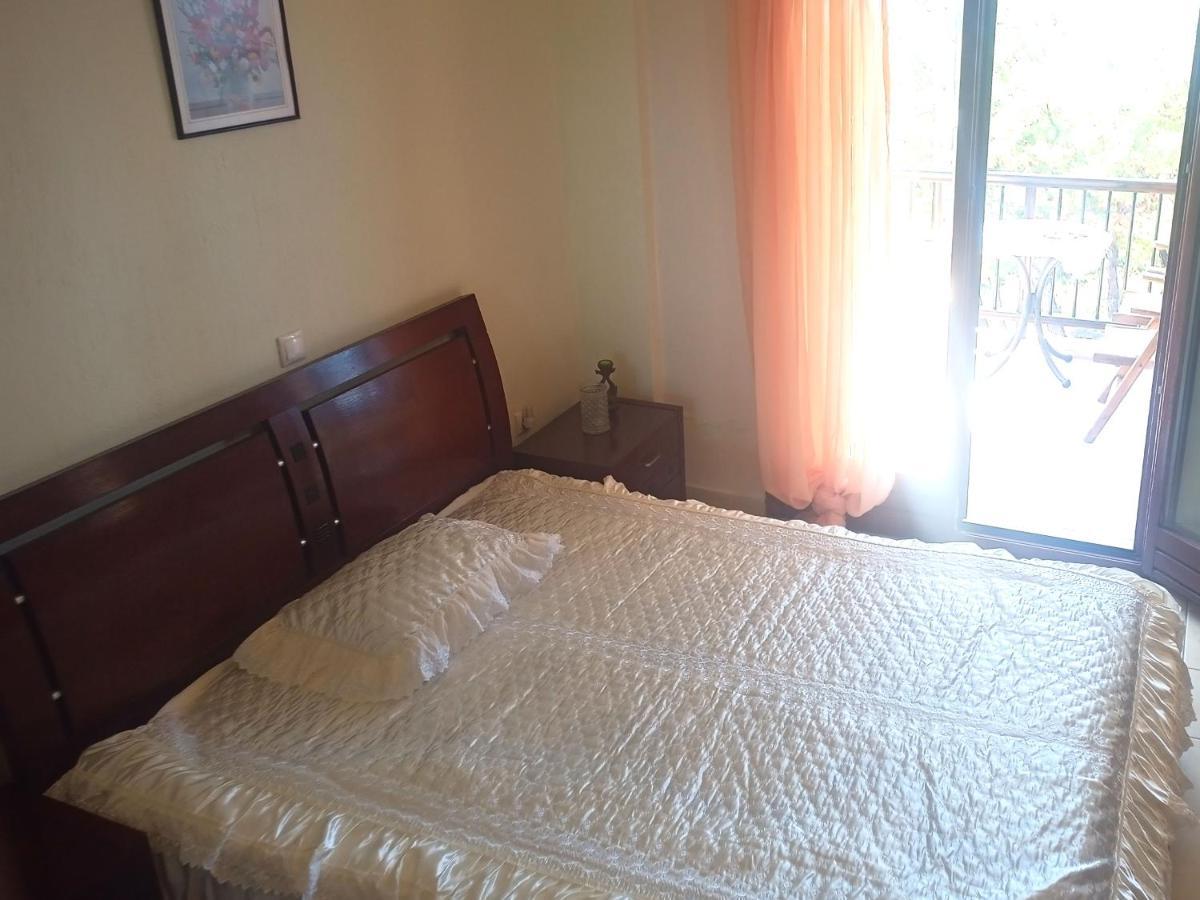 Μεζονετα Appartement Nea Roda Buitenkant foto