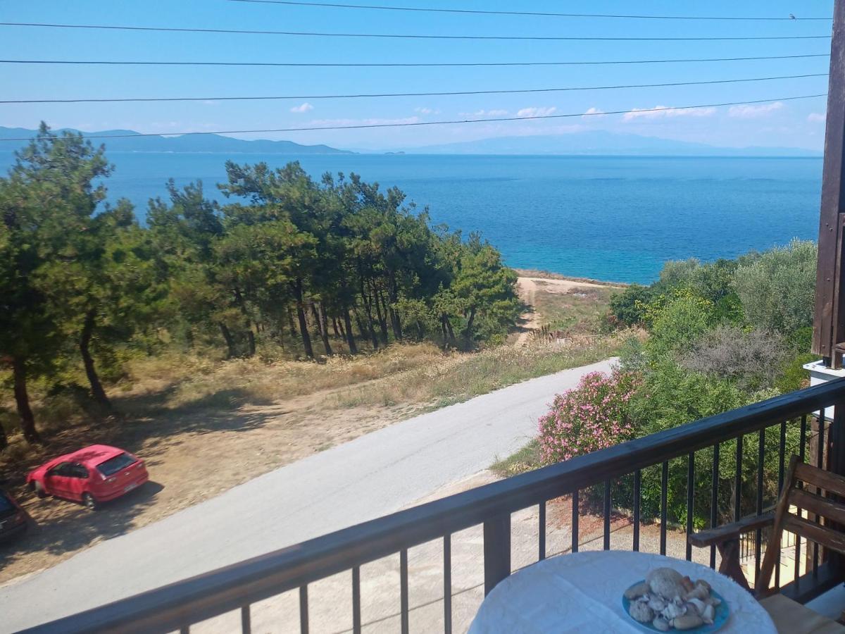 Μεζονετα Appartement Nea Roda Buitenkant foto